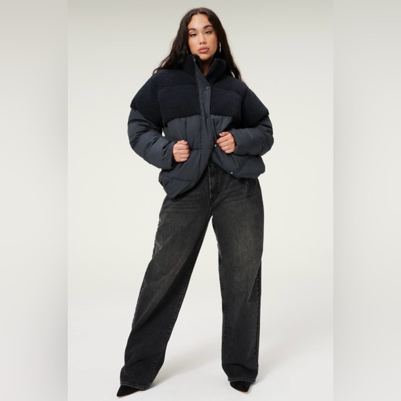 Good American Jackets & Blazers - NWT Good American High Pile Fleece Cocoon Puffer Jacket